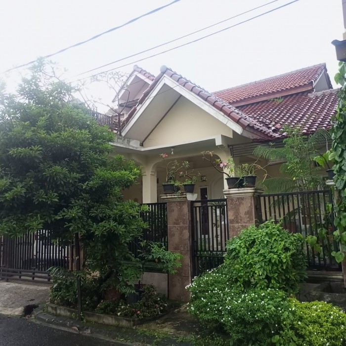 Rumah disewakan di Jaguar Jababeka Cikarang 